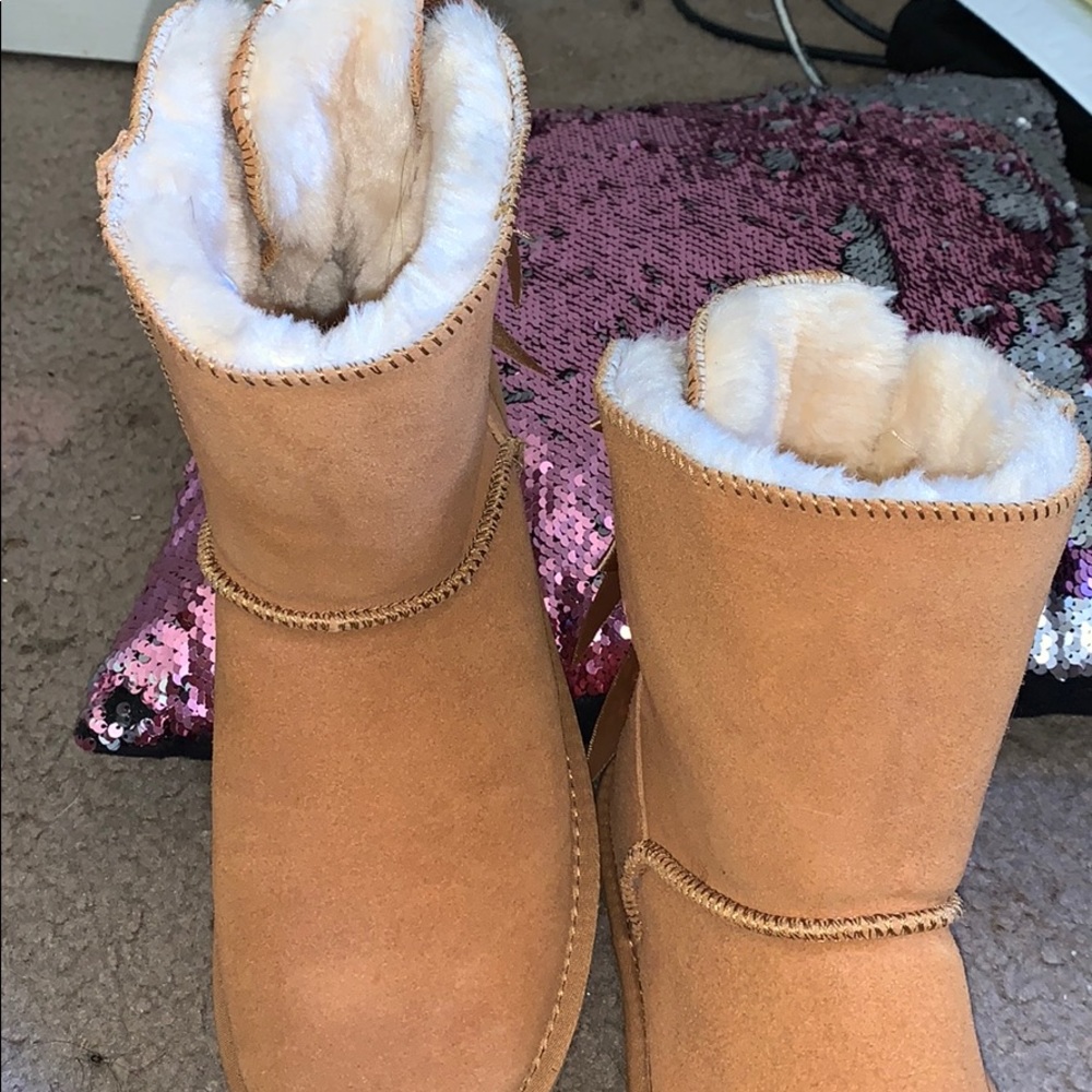 Uggs new